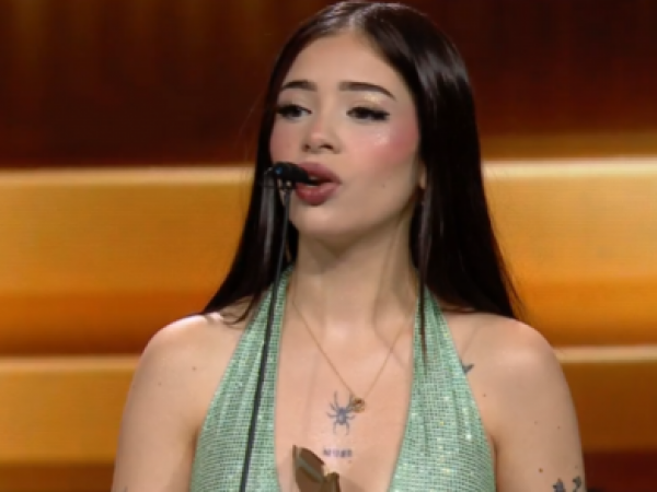 Katteyes y Kidd Voodoo reciben el premio a Mejor Canción del Año en los Copihue de Oro 2025