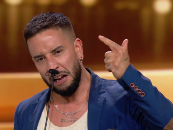 Pastor Rocha gana el Copihue de Oro como Mejor Comediante