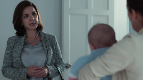<p>Doña Julia conoce a su nieto en Café con aroma de mujer</p>Café con aroma de mujer - T1E110 | El nieto de doña Julia
