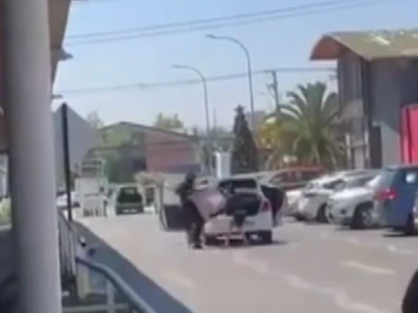 Millonario robo afectó a mall de Quilicura: hubo disparos frente a clientes