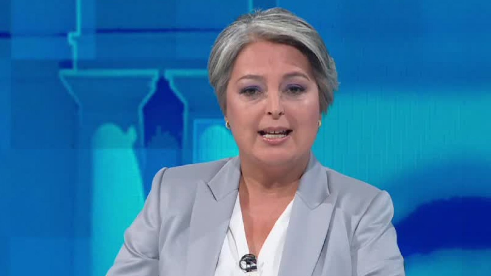 "Tenemos desafíos pendientes": el minuto de cierre de Jara tras último debate Anatel
