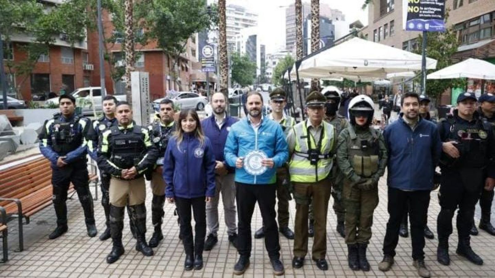 Providencia anuncia multas de casi $350 mil a quienes compren en comercio ilegal