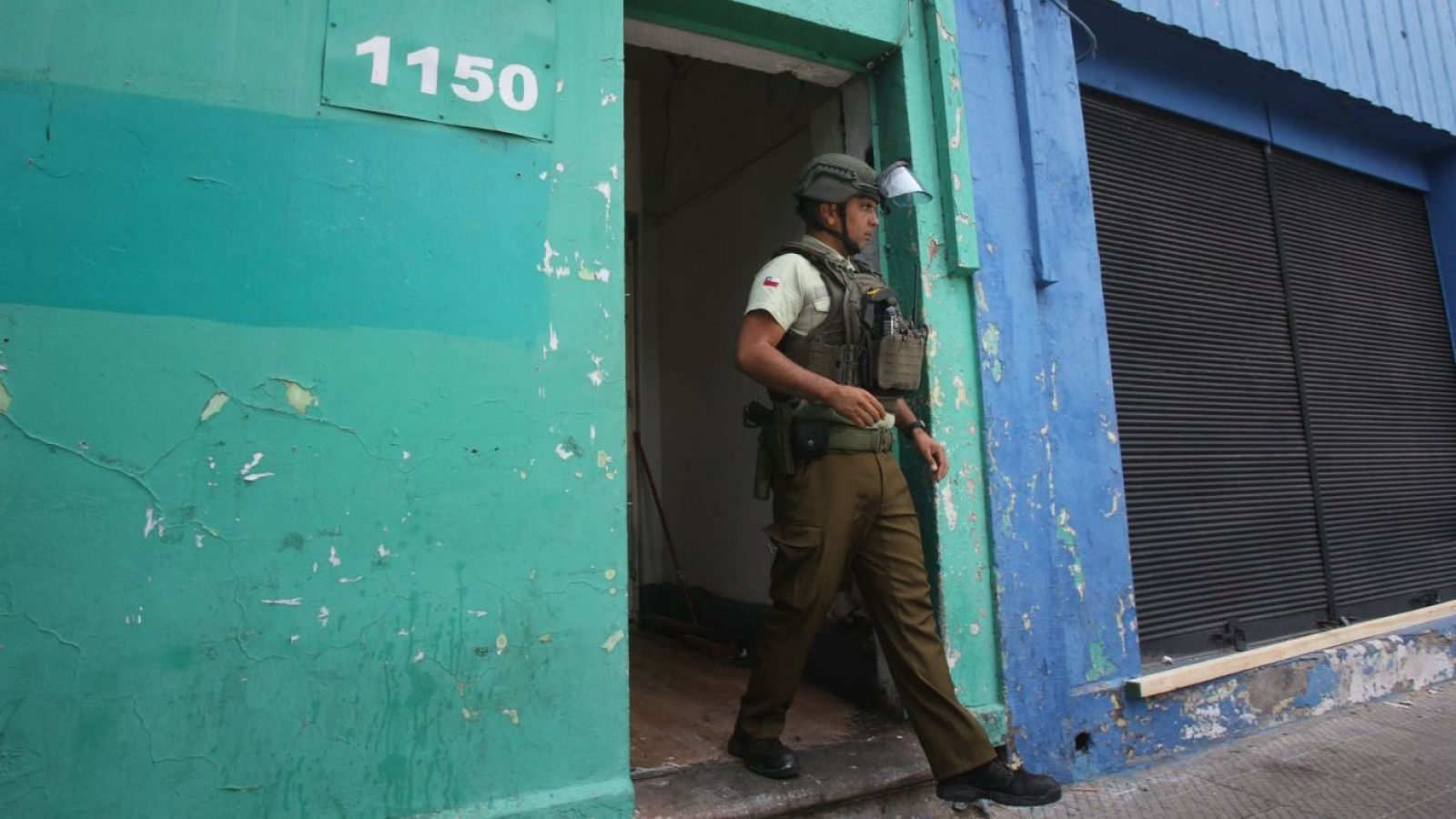 Carabineros descubre discoteca clandestina con 150 personas: Dos detenidos