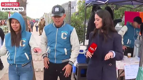 <p>Colegio Alicante del Sol </p>“Estoy con clases de Axé”: la iniciativa estudiantil que sorprendió fuera de local de votación
