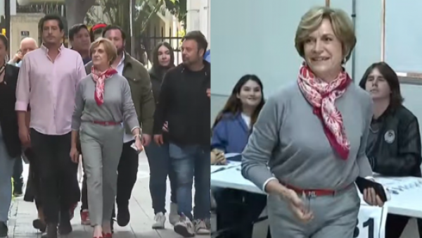 La teoría del rojo: Evelyn Matthei llegó a votar en esta segunda vuelta con llamativa vestimenta
