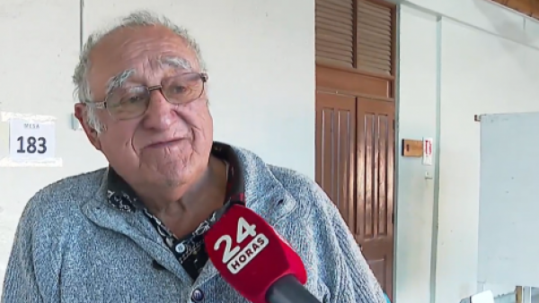Todo un ejemplo: Don Urbano volvió a presentarse para ser parte de las elecciones presidenciales
