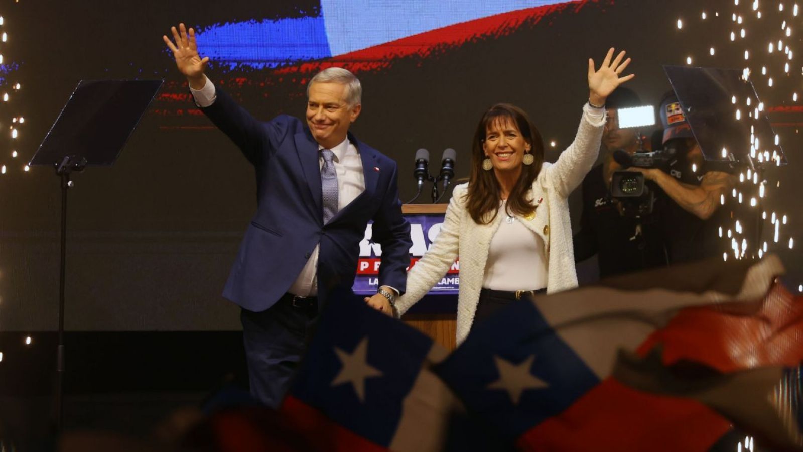 Kast agradeció respaldos de Matthei y Kaiser y llamó a convivencia democrática