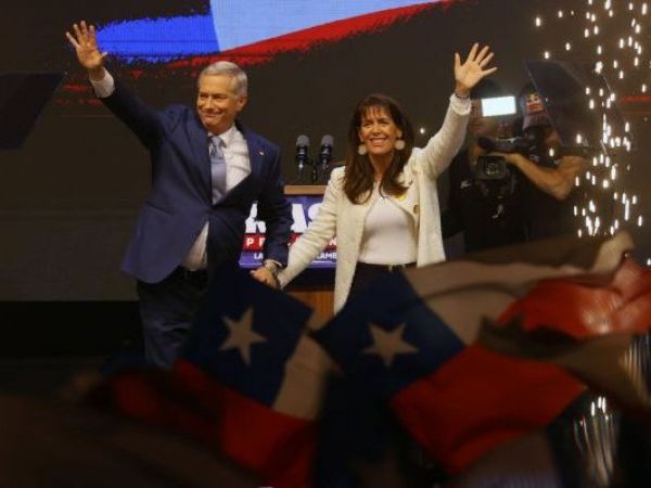 Kast agradeció respaldos de Matthei y Kaiser y llamó a convivencia democrática