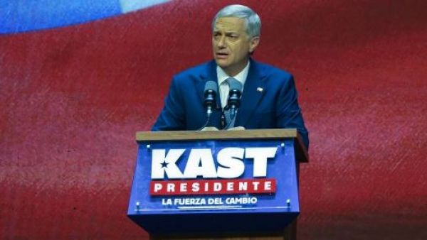 José Antonio Kast propone crear un 