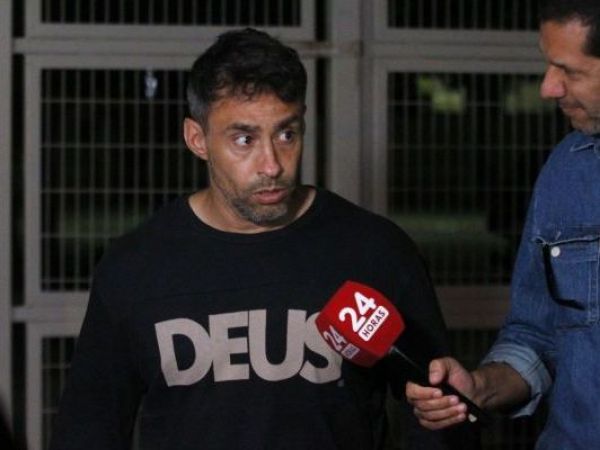 Tribunal aplaza decisión sobre arresto nocturno de Jorge Valdivia en vacaciones