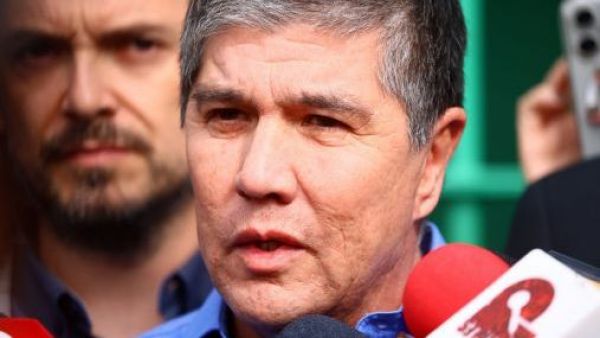 Denunciante de Monsalve mantiene licencia y conservará su trabajo en el Gobierno