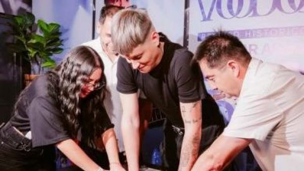 <p>Kidd Voodoo rompe un nuevo récord y entra al Paseo de las Estrellas</p>Kidd Voodoo rompe un nuevo récord y entra al Paseo de las Estrellas
