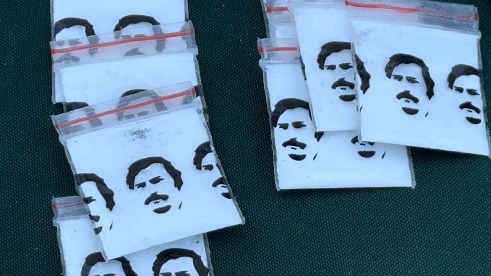 Narcos de Cerro Navia usaban imagen de Pablo Escobar para vender droga