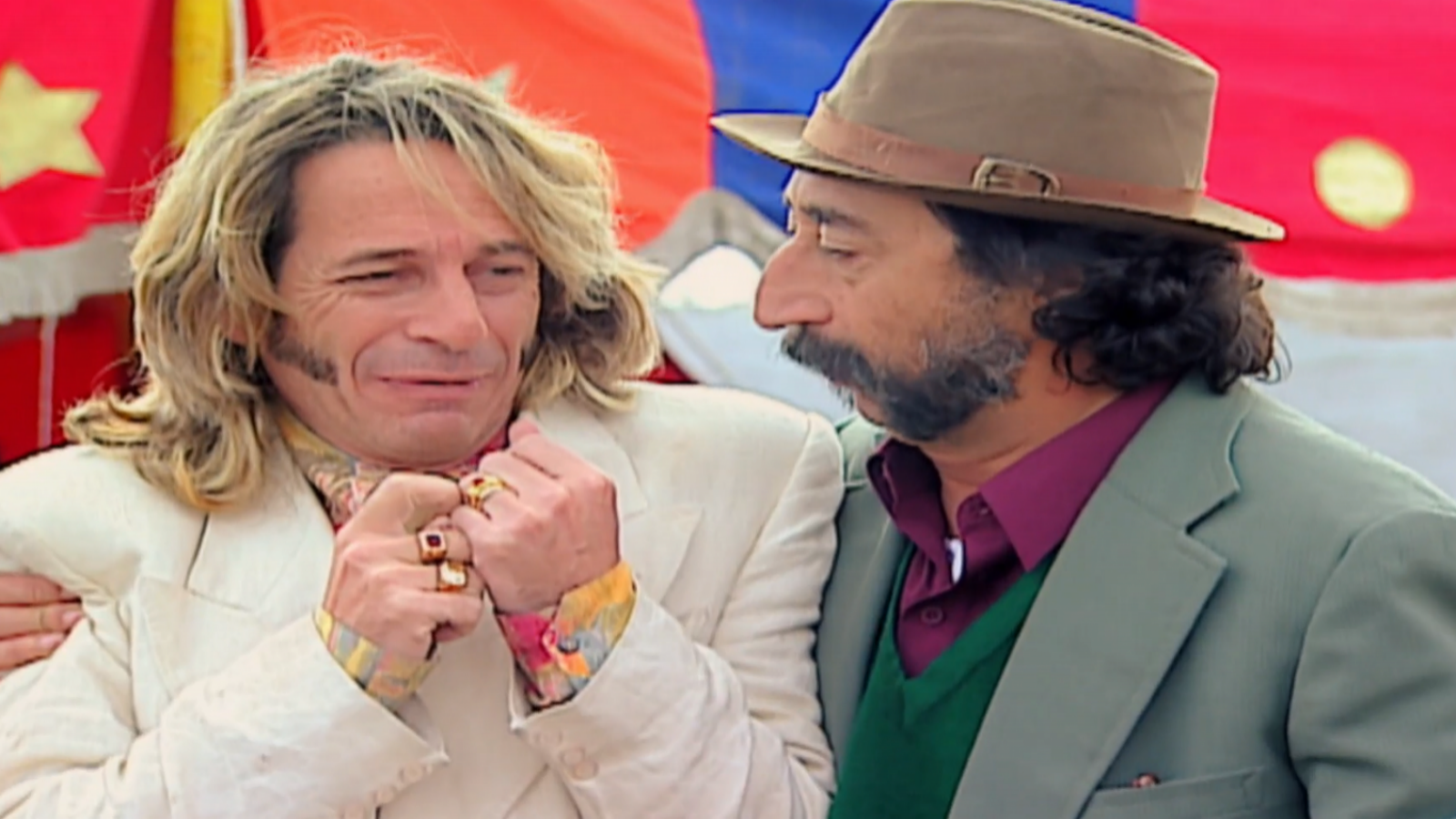 Sin aliados: Mira el momento de este lunes de "Romané"
