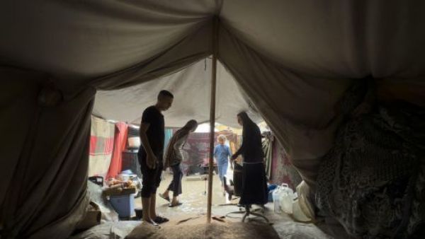 Tres bebés han muerto en Gaza por hipotermia por temporal de lluvias
