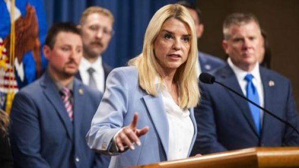 Por narcoterrorista: Fiscal general de EEUU informa que Maduro será imputado en Nueva York

