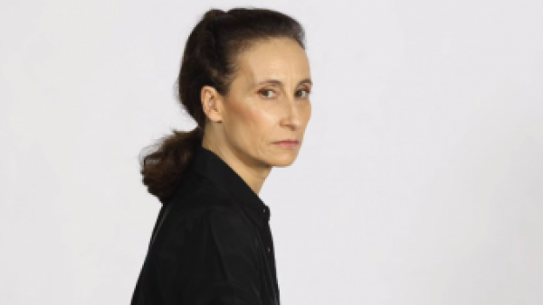 <p>Amparo Noguera fue estafada con $700 millones por banda de falsos PDI</p>Amparo Noguera fue estafada con $700 millones por banda de falsos PDI
