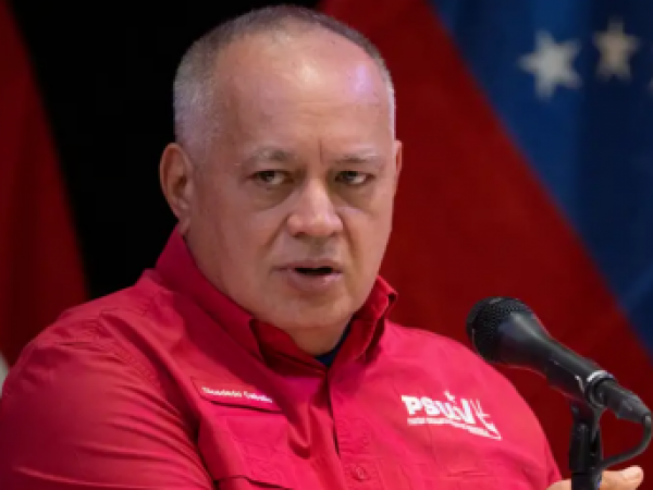 Venezuela afirma que ataque de EE.UU. dejó 100 muertos