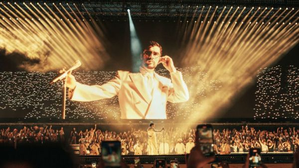 "Quise empezar en Chile": Bad Bunny desata la locura ante 60 mil personas en el Estadio Nacional