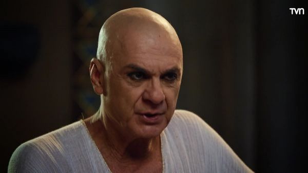 "Si Moisés vuelve a Egipto, morirá": Mira el momento de este lunes de "Moisés y los 10 Mandamientos"
