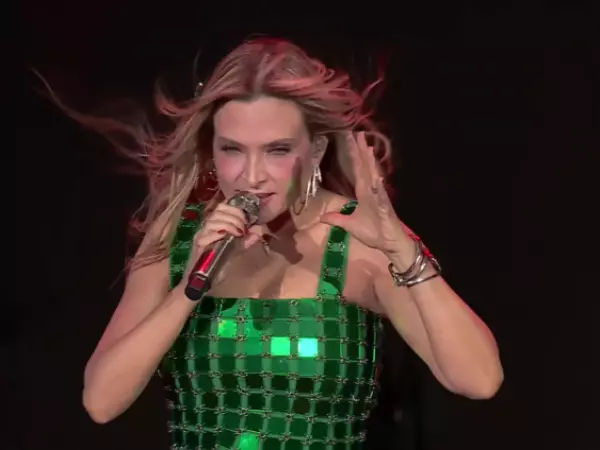 Nicole deslumbra con “Despiértame”, canción principal de “Mi marido me robó la memoria"