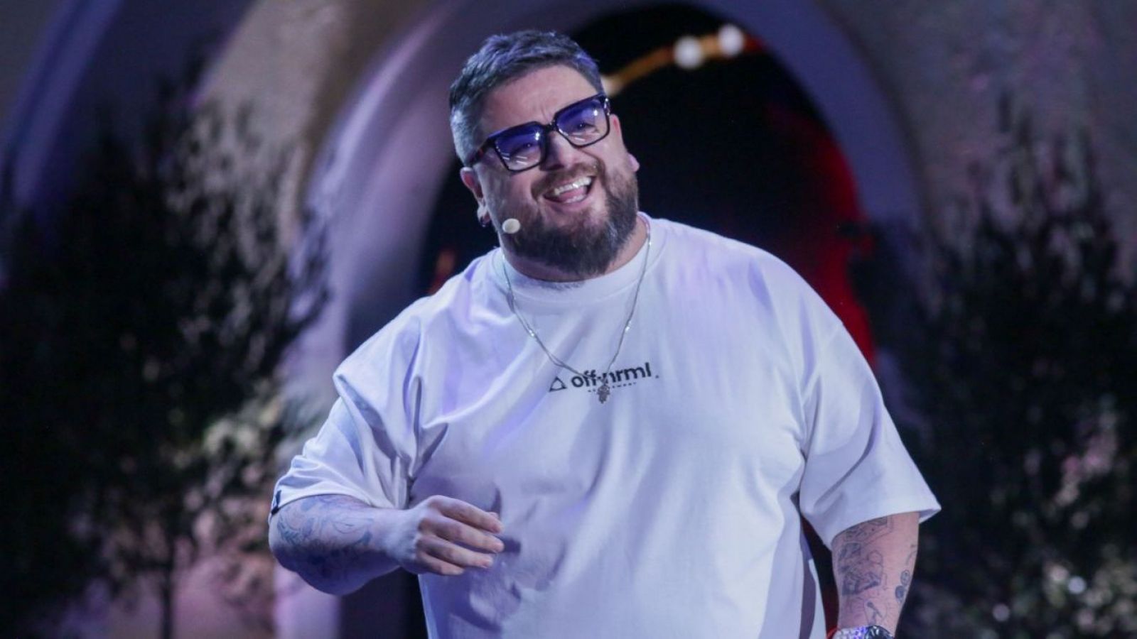 La risa se tomó el prime: Erwin Padilla lidera sintonía con su rutina del viernes en Olmué 2026