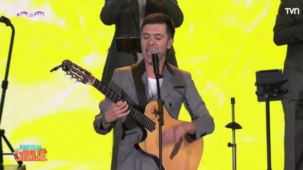 “Tengo un té calentito” de Gepe suena en El Patagual