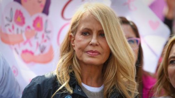 "Sigue enseñándome el camino": Cecilia Bolocco despide a su madre con emotivo mensaje

