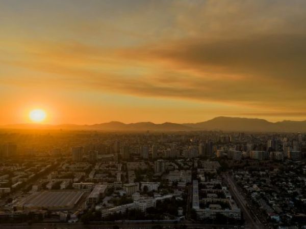 Más de 800 hectáreas afectadas por incendio forestal en Tiltil