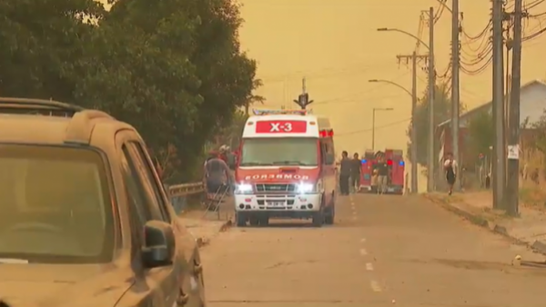 Incendios en Biobío: Exceso de vehículos impide el trabajo de los equipos de emergencia

