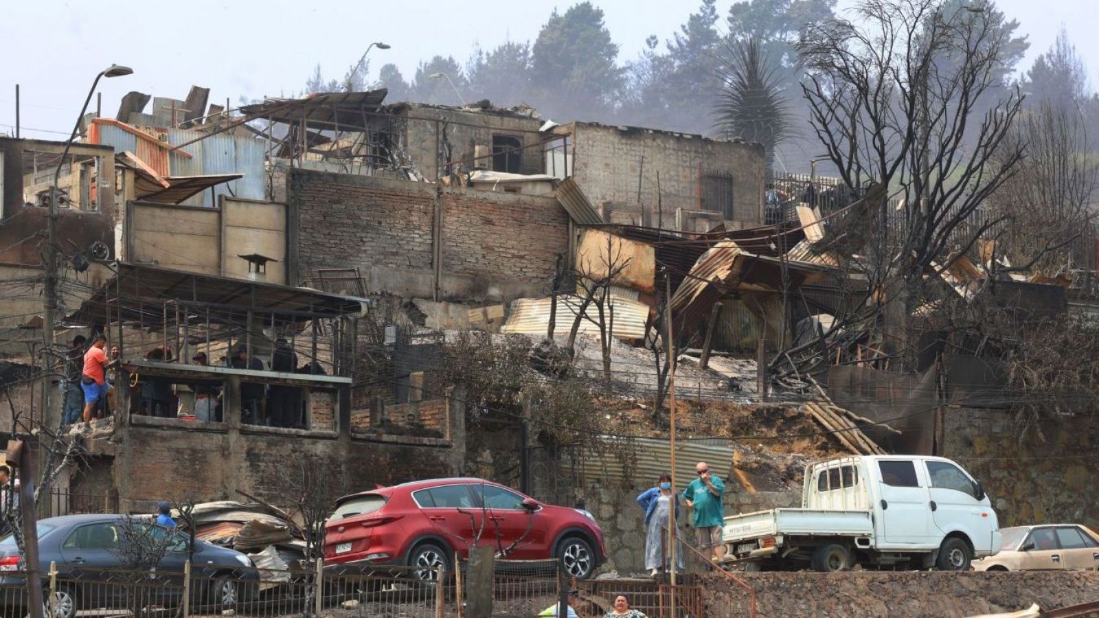Incendios en Ñuble y Biobío: 77 areonaves trabajan combatiendo la emergencia
