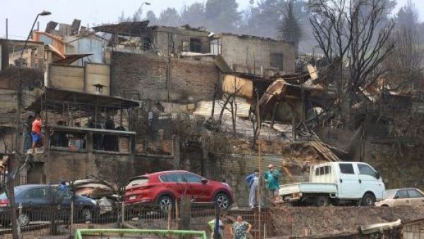 Incendios en Ñuble y Biobío: 77 areonaves trabajan combatiendo la emergencia

