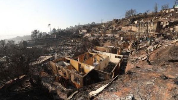 <p>Buscan a madre de dos bebés rescatadas por Bomberos de Coronel</p>Buscan a madre de dos bebés rescatadas por Bomberos de Coronel
