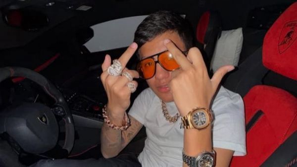<p>Detienen en Argentina a cantante urbano chileno hijo del "Guatón Mutema"</p>Detienen en Argentina a cantante urbano chileno hijo del "Guatón Mutema"
