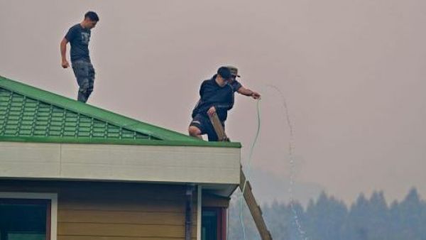 <p>Nuevo balance tras Cogrid: Aumentan a 590 las viviendas destruidas por incendios</p>Nuevo balance tras Cogrid: Aumentan a 590 las viviendas destruidas por incendios
