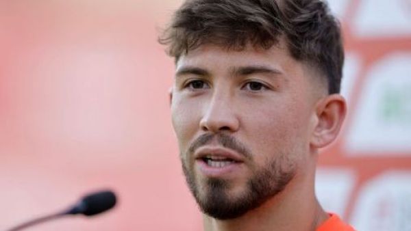 <p>La primera entrevista de Felipe Loyola como nuevo fichaje del Pisa de Italia</p>La primera entrevista de Felipe Loyola como nuevo fichaje del Pisa de Italia
