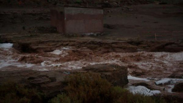 Ordenan evacuación del sector ribera del río Loa en Calama por aumento de caudal
