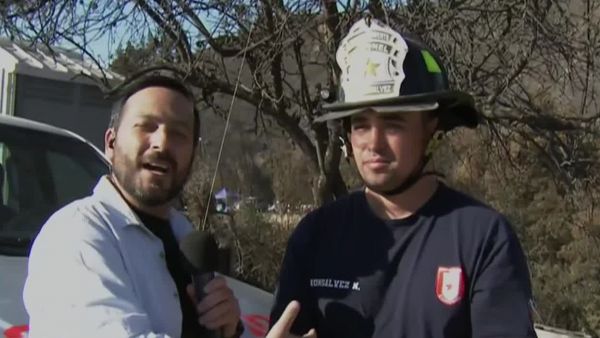 "Eres un valiente": Bombero envía emotivo mensaje a Martín, hermano de mellizas rescatadas en incendio
