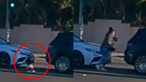 Video muestra a bebé cayendo de un auto en movimiento en EE.UU.: la madre fue detenida
