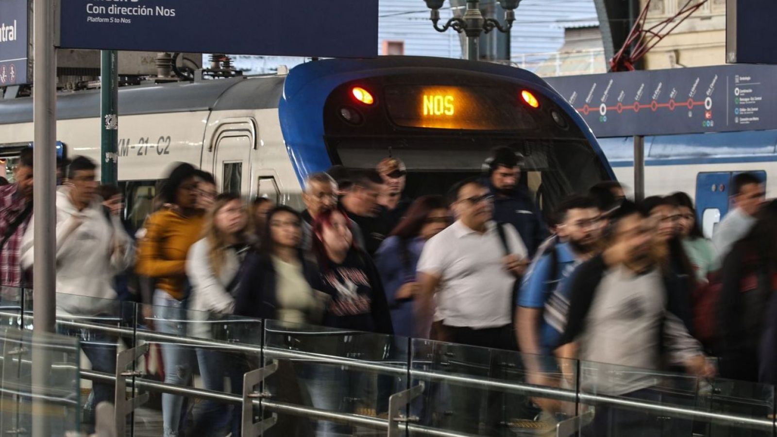 Metro y Tren Nos ahora aceptan tarjetas bancarias como medio de pago