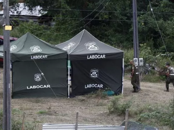 Autorizan demolición de casa y bodega en predio de Julia Chuñil