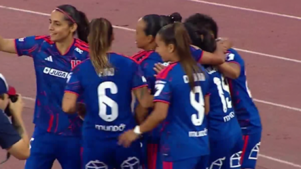 Vibró el Estadio Nacional: El golazo de Las leonas para abrir el marcador ante River Plate
