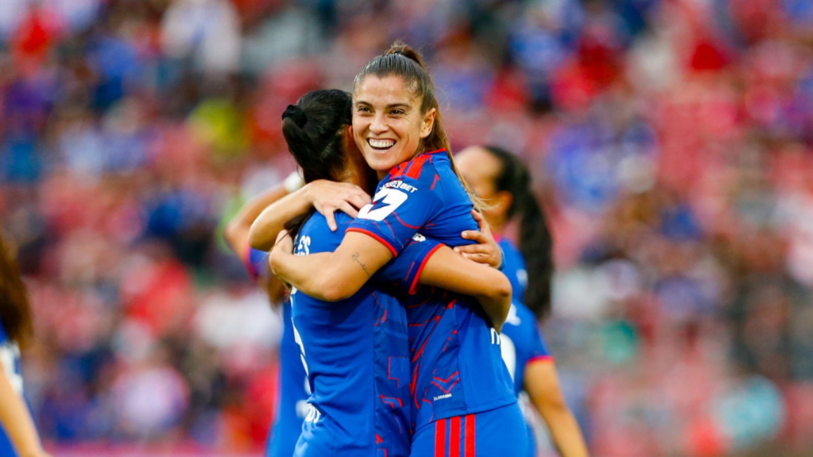 <p>U de Chile vs River plate</p>
