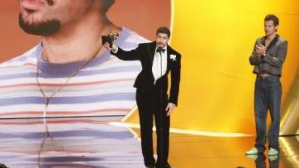 "No somos salvajes, somos humanos": La fuerte crítica de Bad Bunny al ICE en su discurso en los Grammys
