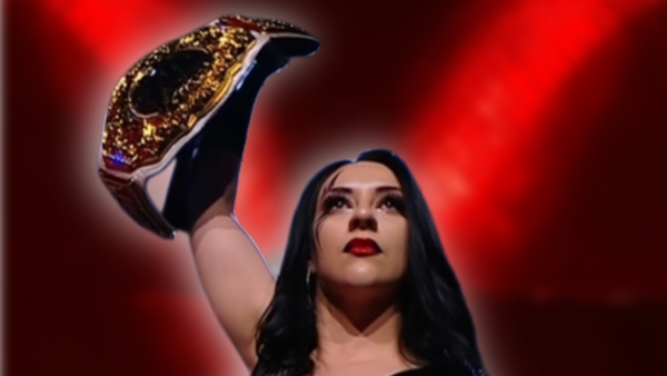 Stephanie Vaquer retiene su título de campeona mundial y ya piensa en WrestleMania
