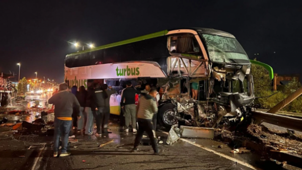 Fiscal revela posible causa de grave accidente entre bus y camión
