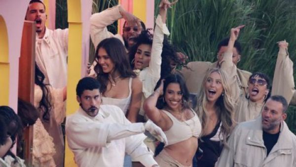 No solo Pedro Pascal: La lista de famosos que fueron parte del Super Bowl LX con Bad Bunny
