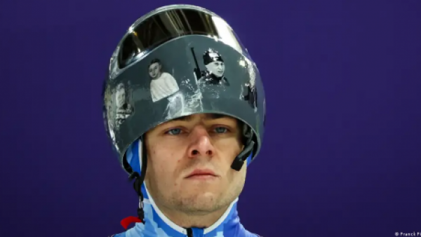 <p>JJ.OO.: Ucraniano es descalificado por usar casco con rostros de compatriotas fallecidos en la guerra con Rusia</p>JJ.OO.: Ucraniano es descalificado por usar casco con rostros de compatriotas fallecidos en la guerra con Rusia
