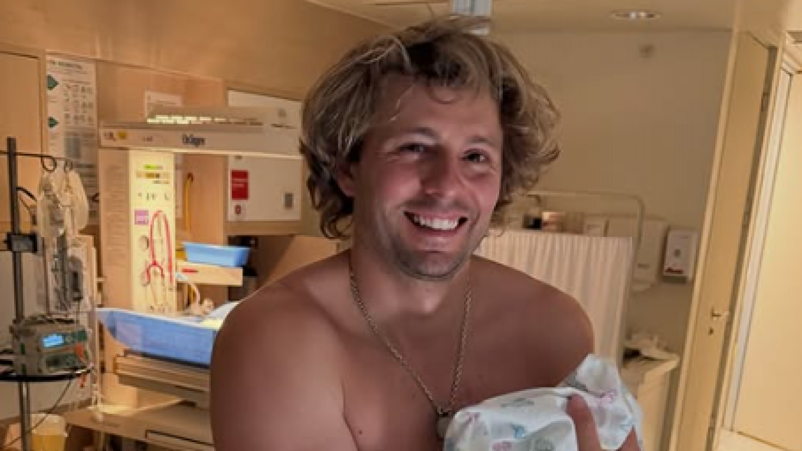 Joaquín Méndez anuncia el nacimiento de su hijo Valentino