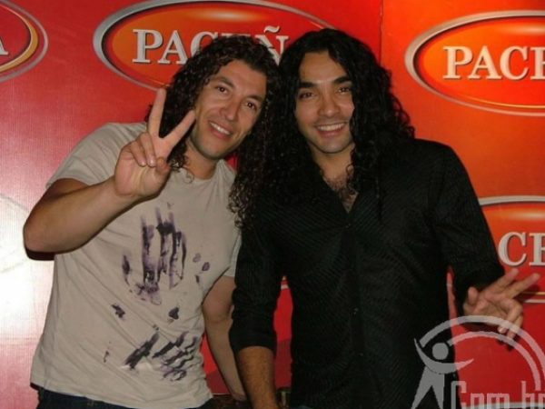 Leo Rey arremete contra su excompañero de La Noche en pleno escenario